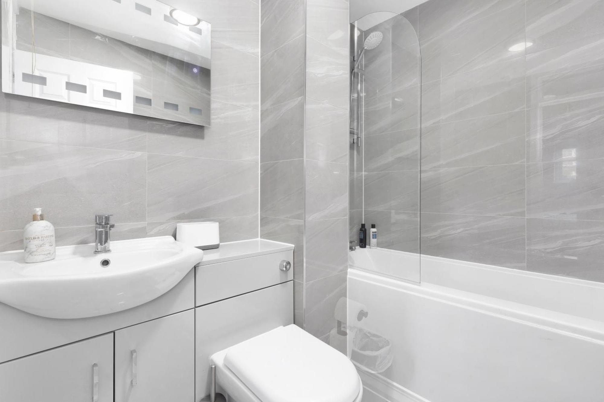 Waterside 4 Bed Apartment London Luaran gambar